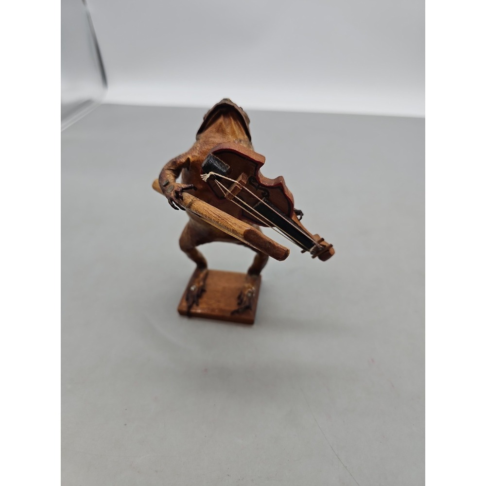 Vintage Taxidermy vintage frog With Violin Old Money Antique